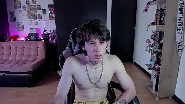 xIce_Boy live XXX chat