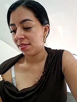 Luianna Live XXX-Chat