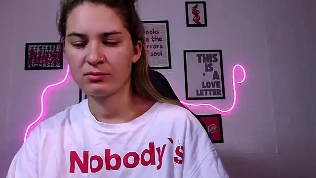 AlisaFrost's Live XXX Chat