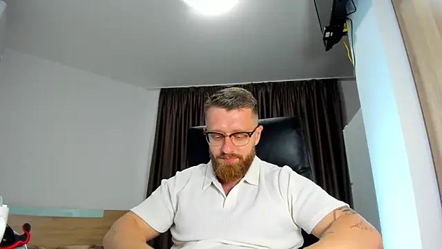 Findom_guy's Webcam Show