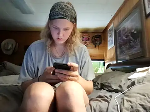 Ryan_and_Aurora Live XXX-Chat