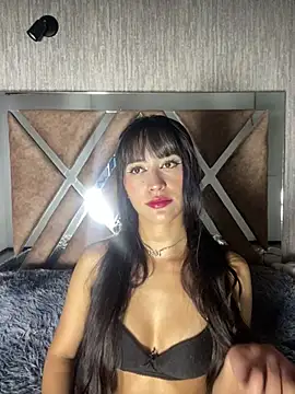 Chat +18 de Ailani_Pink ao vivo