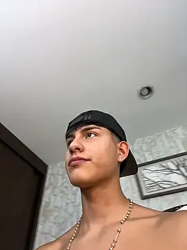 Lander_Cruz 라이브 XXX 채팅