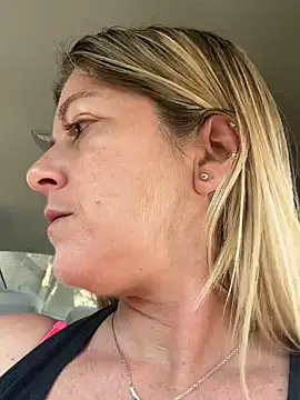 Chat XXX ao vivo de NikkiBlisss