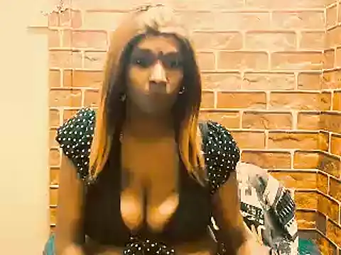 Fuckable_Nasty_MILF Chat XXX live
