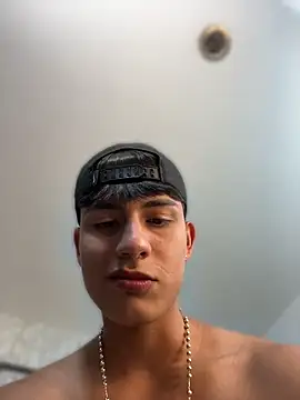 Chat XXX Live Lander_Cruz