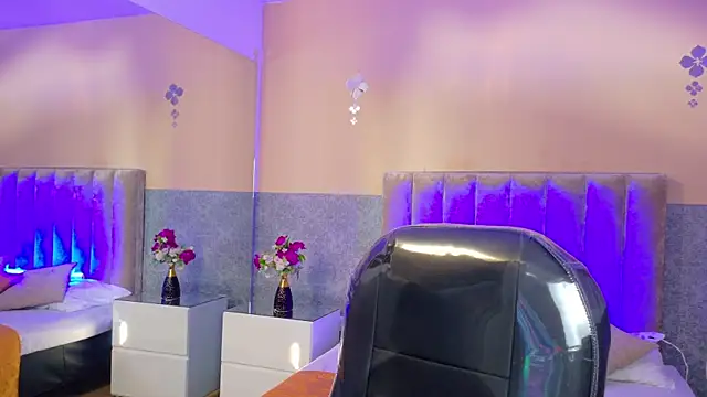 Chat +18 de Derek_Sinn ao vivo