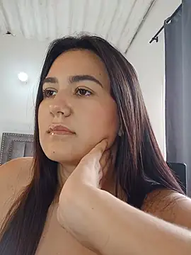 צ'אט XXX בשידור חי של osiris_ra