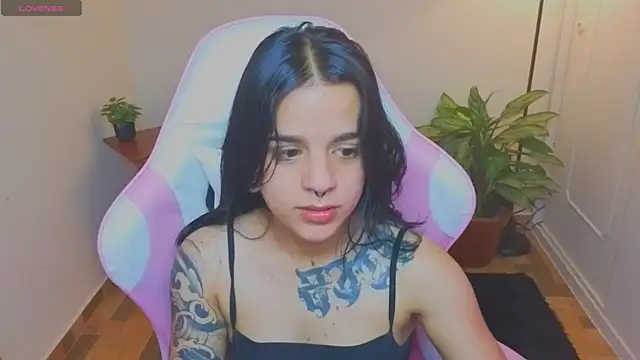 Nicole_Foxx_'s Live XXX Chat