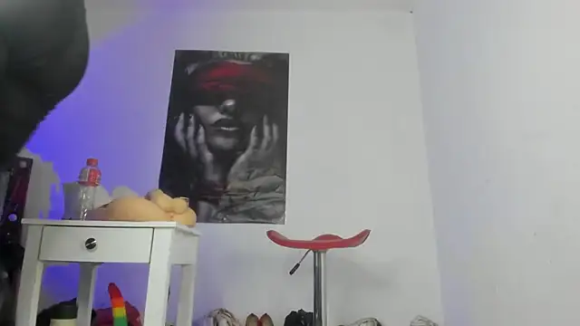Sarah_Mistress_ 라이브 XXX 채팅