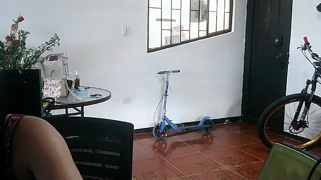 MiaRobertz_ 现场XXX聊天