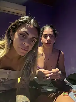 Chat +18 de bruxinha01 ao vivo