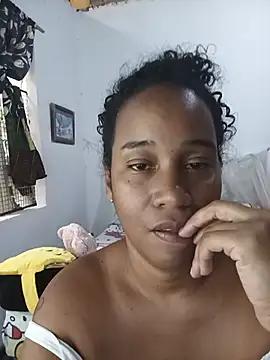 EbonyHorrny 现场XXX聊天