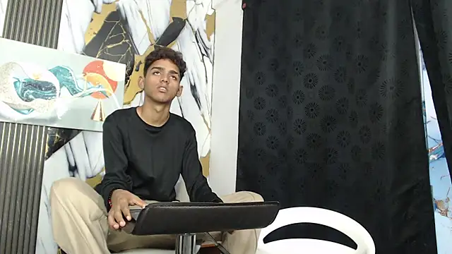 GOLDEN_2026 Live XXX-chat