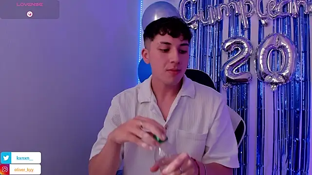 Chat XXX en directo de OLIVER_K