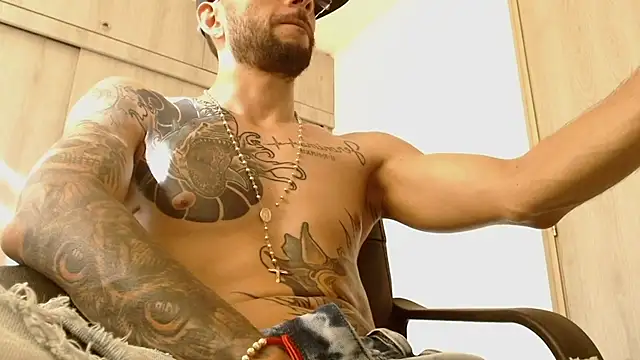 LukasScott_ Show in webcam