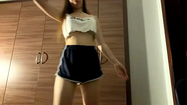 LaurindaStalford's Live XXX Chat