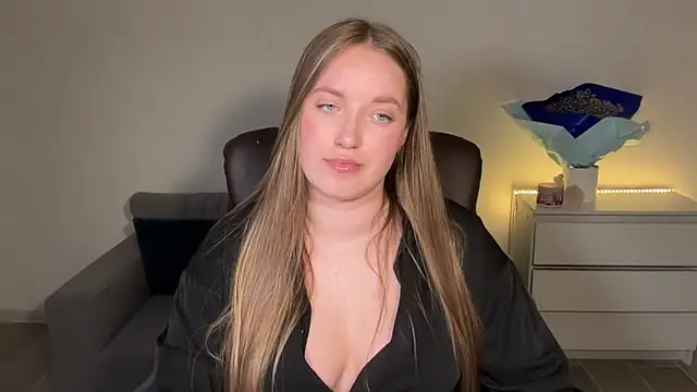 Chatroom XXX en direct de EvaMaddison