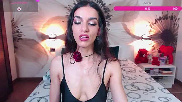 KatherineBisou XXX чат на живо
