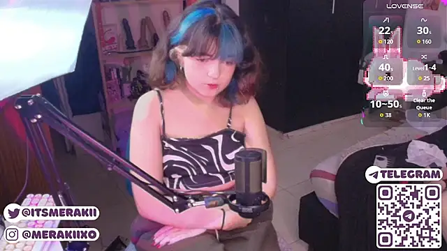 meraki_fraise's Live XXX Chat