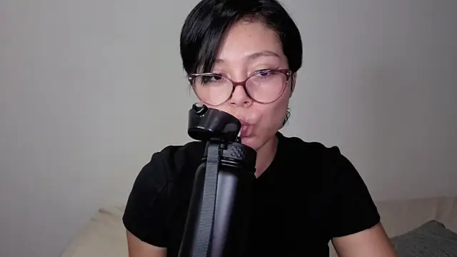Qadeshoficial's Live XXX Chat