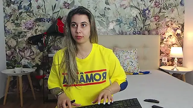 RoseDiamond06's Live XXX Chat