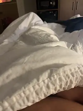 charles23xavier25's Live XXX Chat