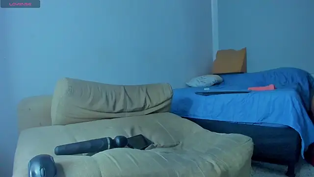 Toony_Dee Adlı Modelin Canlı XXX Sohbeti