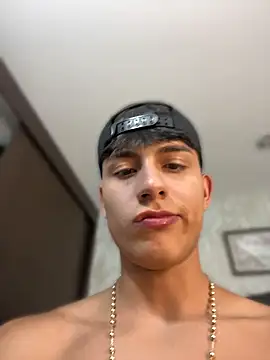 Lander_Cruz Chat XXX live