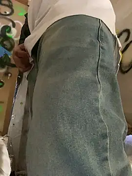 צ'אט XXX בשידור חי של GusanoDelicioso
