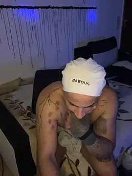 Chat +18 de Mohdollmen ao vivo