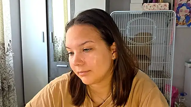 Chat +18 de AtticNobel ao vivo