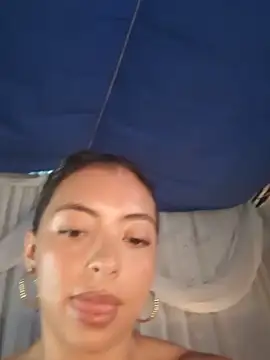 แชท XXX สดของ kendraof