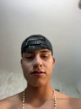 Lander_Cruz Chat XXX live