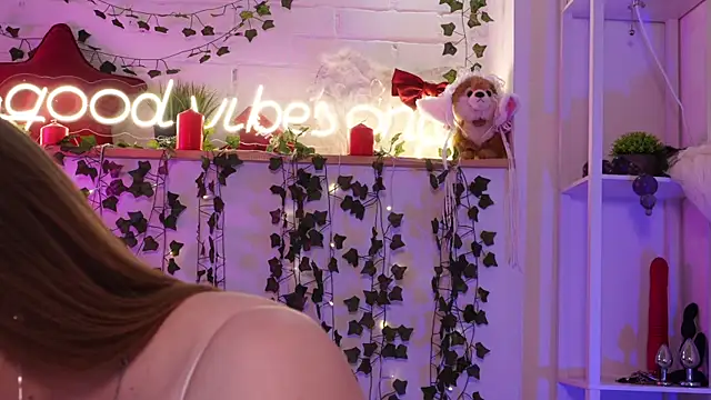 MonicaAsis – Naživo XXX chat