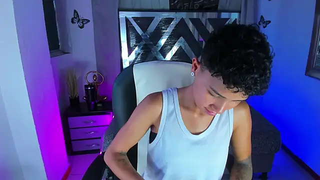 Chatroom XXX en direct de nova_sex01