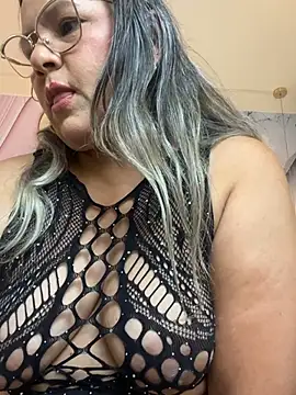 Lucy_Milf_474 现场XXX聊天