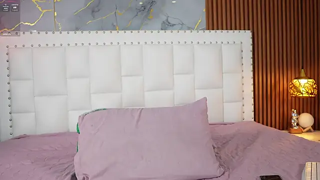 littleebonymommy: απευθείας συνομιλία ΧΧΧ