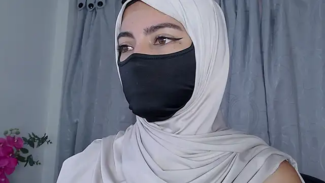 jade_nassar Adlı Modelin Canlı XXX Sohbeti
