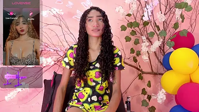 دردشة Charlotte_Love10 الجنسية المباشرة