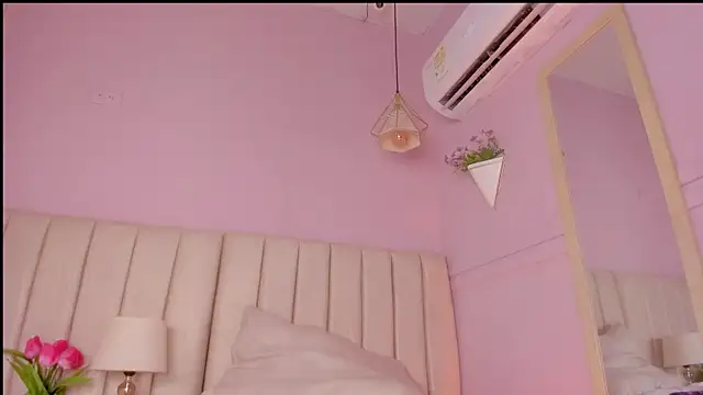 Chat XXX ao vivo de _lucia_18