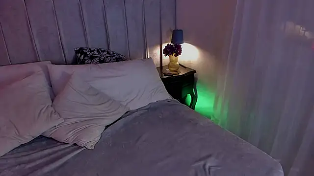 EvaaStevens élő XXX-chatje