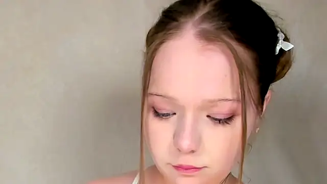 MelMooon লাইভ XXX চ্যাট