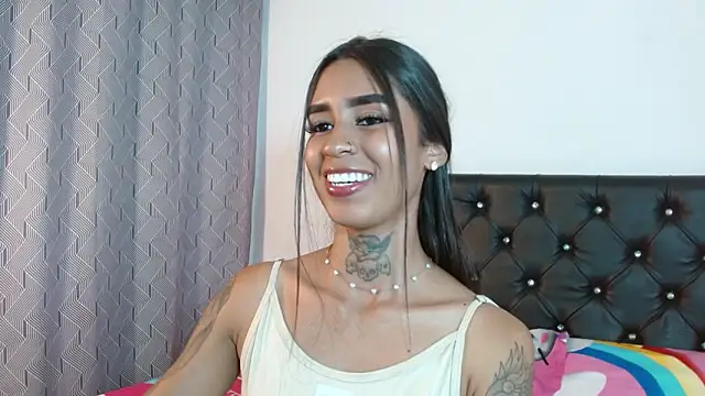 XXX chat uživo modela Ameliejoness_