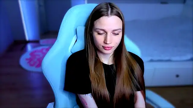 StellaLawless live XXX chat