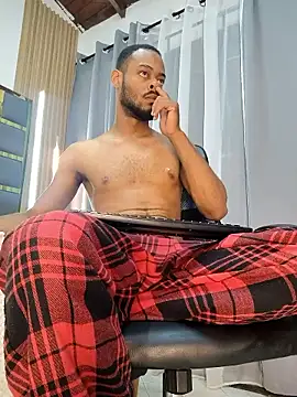 Oliver_bigblack_cock 웹캠 쇼