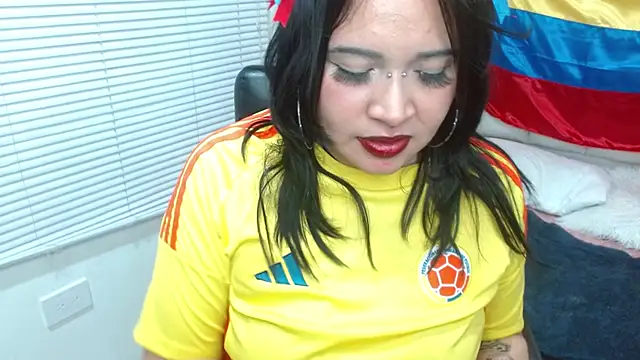 jackie_tk Adlı Modelin Canlı XXX Sohbeti
