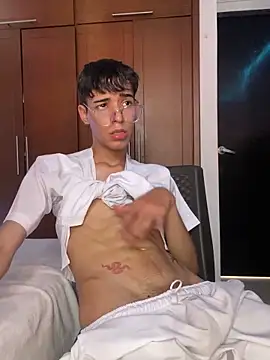 Czat XXX na żywo – Milo_Gunnar
