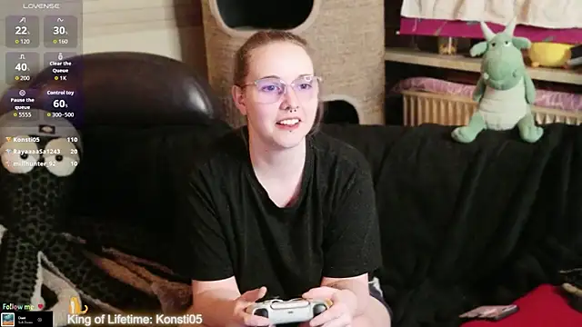 GamerGirl_Eve: онлайн-секс-чат