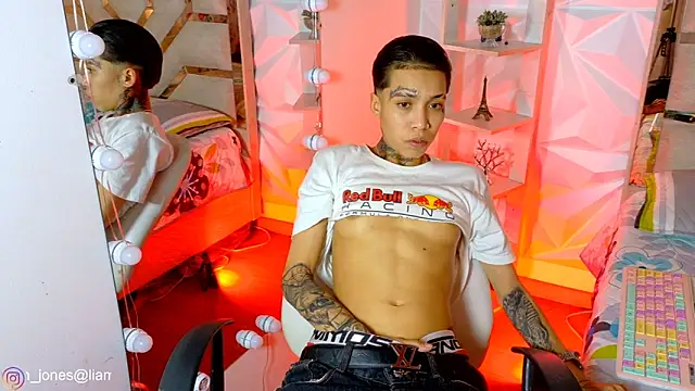 Czat XXX na żywo – Jonesliam23